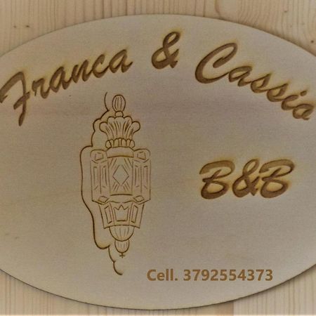Apartamento La Lanterna Di Franca E Cassio Pisa Exterior foto