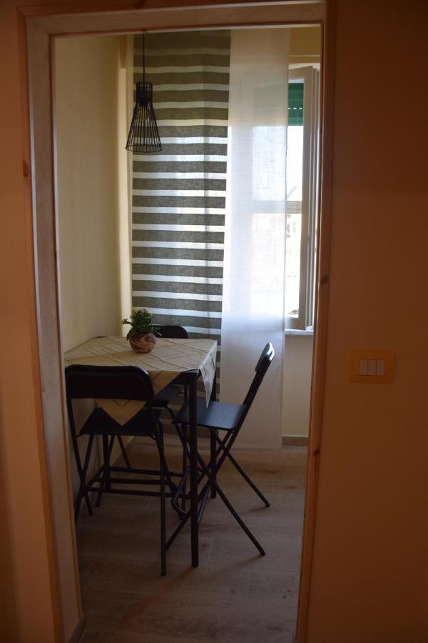 Apartamento La Lanterna Di Franca E Cassio Pisa Exterior foto